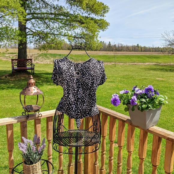 Rafaella B/W tie front polka dot top Size M - Picture 6 of 8